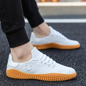 Four seasons with the same Mr. Smile net red tide shoes lazy shoes men's shoes non-slip wear-resistant men's casual shoes