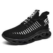 Load image into Gallery viewer, Fashion autumn summer sneakers lightweight fashion running shoes coconut with the same casual shoes men breathable mesh sneakers
