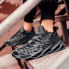 Load image into Gallery viewer, High quality men&#39;s sports shoes brand lace casual shoes Zapatillas Deportiva non-slip Fluorescent blade running shoes sneakers