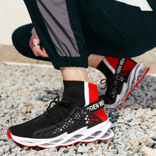 Load image into Gallery viewer, 2020 new men&#39;s casual shoes men&#39;s non-slip socks knife tide shoes breathable lightweight men&#39;s sports shoes breathable net shoes