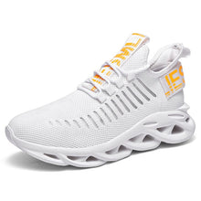 Load image into Gallery viewer, Fashion autumn summer sneakers lightweight fashion running shoes coconut with the same casual shoes men breathable mesh sneakers