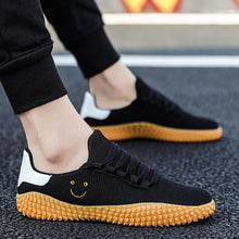 Load image into Gallery viewer, Four seasons with the same Mr. Smile net red tide shoes lazy shoes men&#39;s shoes non-slip wear-resistant men&#39;s casual shoes