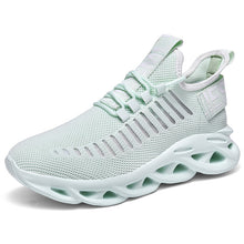 Load image into Gallery viewer, Fashion autumn summer sneakers lightweight fashion running shoes coconut with the same casual shoes men breathable mesh sneakers