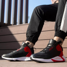 Load image into Gallery viewer, Four seasons jogging shoes men&#39;s lace-up sneakers Gaobang leather fashion men&#39;s shoes basketball sneakers student casual shoes