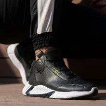 Load image into Gallery viewer, Four seasons jogging shoes men&#39;s lace-up sneakers Gaobang leather fashion men&#39;s shoes basketball sneakers student casual shoes