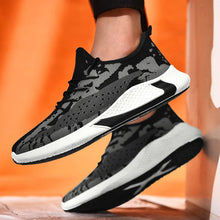 Load image into Gallery viewer, Fashionable breathable running shoes wear-resistant non-slip sneakers Zapatillas Hombre men&#39;s outdoor vulcanized casual shoes